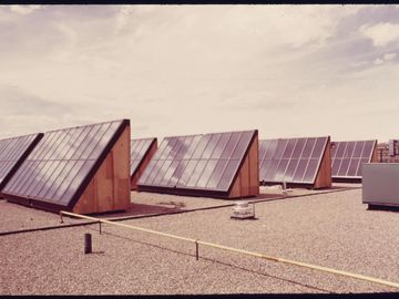 Flat-roof and ballast systems
